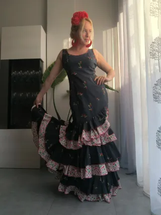 Vestido Flamenca Azul con Flores Rosas