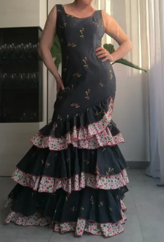 Vestido Flamenca Azul con Flores Rosas