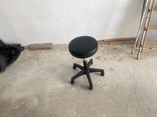 Camilla plegable ajustable + Taburete