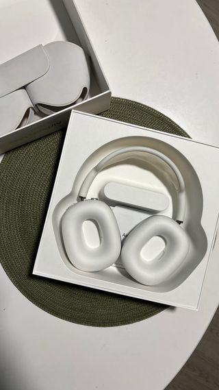 AirPods Max Plateados Completos