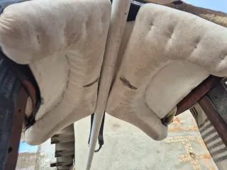 Montura Vaquera Rebajada Cañoneras por Casa Vidal.