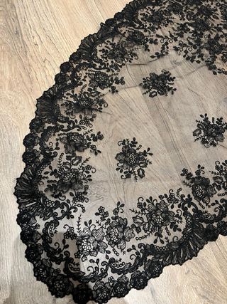 Mantilla Fallera Negra Cora