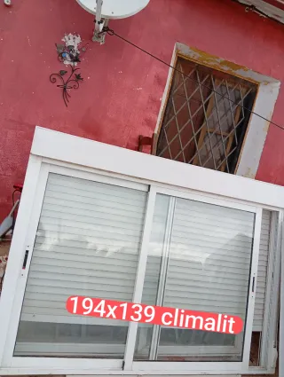 Ventana aluminio 194x139 Climalit