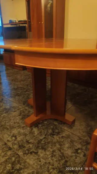 Mesa redonda extensible madera y 6 sillas