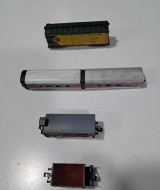 Lote trenes y vagones antiguos