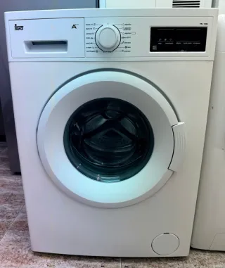 Lavadora de carga superior marca Teka.