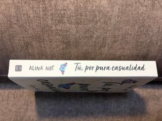 Libro en perfecto estado. No ha sido leído