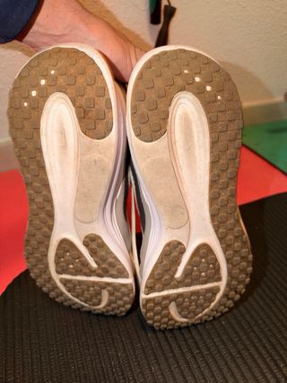 Nike Beige/Gris - Usadas 2 veces