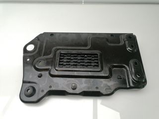 PLASTICO MERCEDES-BENZ CLASE A (W169) 564631