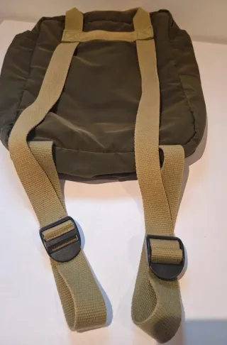 Bolso Mochila Zara Verde Acolchado