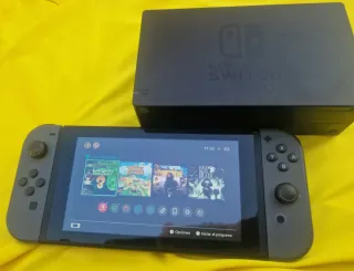 Nintendo Switch Negra con juegos