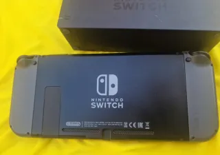 Nintendo Switch Negra con juegos