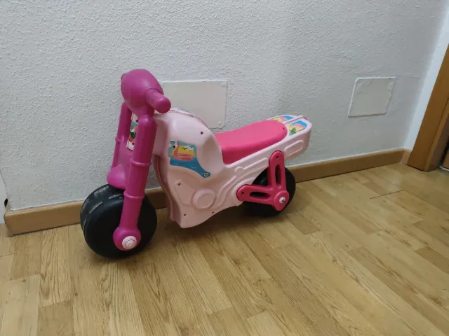 Moto correpasillos niña rosa