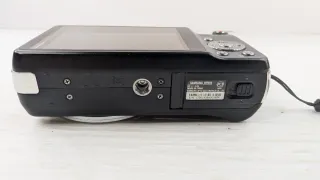 Cámara Samsung WB600 Negra