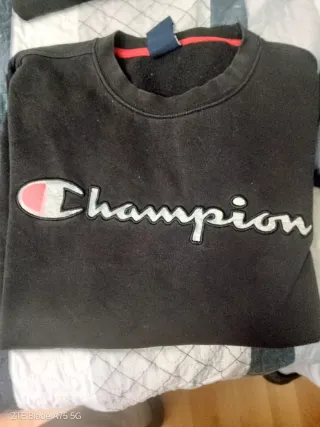 Sudadera Champion Negra Logo Grande