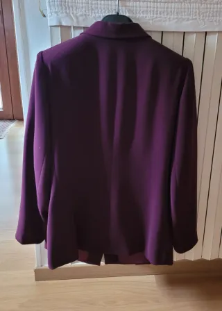 Completo giacca e gonna bordeaux