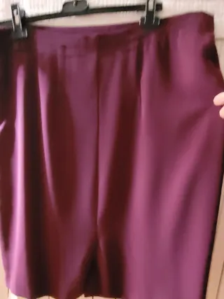 Completo giacca e gonna bordeaux