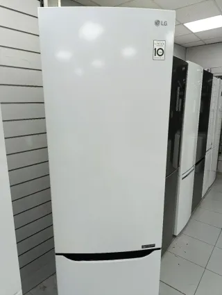 Nevera LG 2m x 60cm , energética A+++