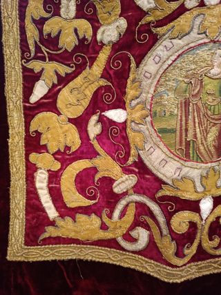 Dalmatica Bordada Antigua Terciopelo