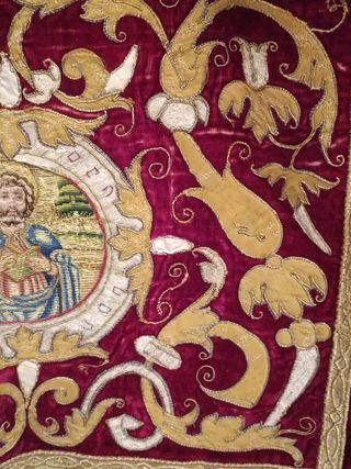 Dalmatica Bordada Antigua Terciopelo