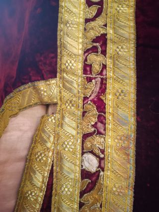 Dalmatica Bordada Antigua Terciopelo