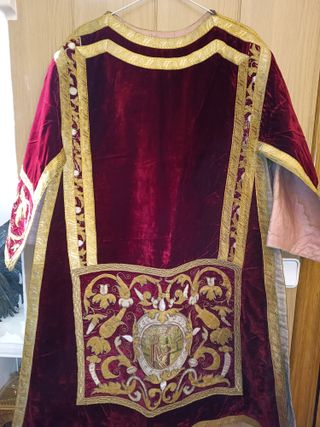Dalmatica Bordada Antigua Terciopelo