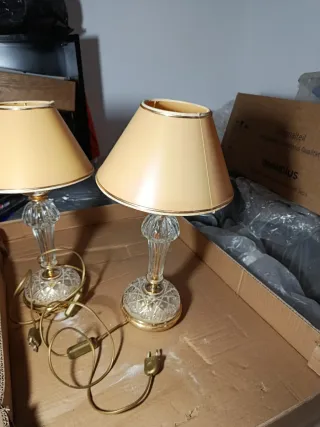 Lámparas de mesita antiguas de cristal