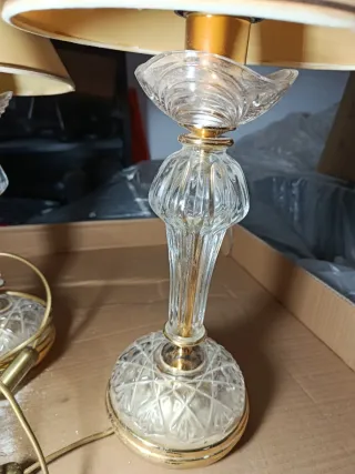 Lámparas de mesita antiguas de cristal