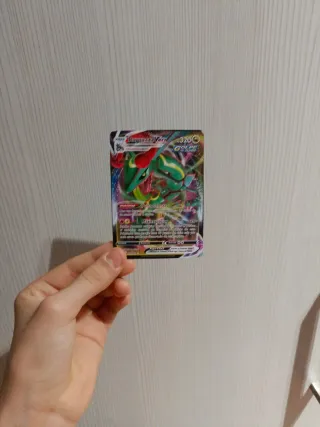 Carta Pokémon Rayquaza VMAX 320 HP