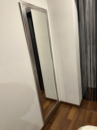 Espejo rectangular plateado de 1,80 de alto X 0,60