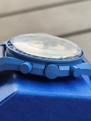 Swatch Omega Speedmaster superblue moonphase