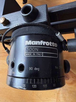 Cabezal Panorámico Manfrotto 300N