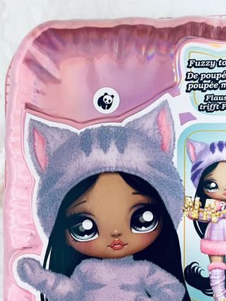 Na! Na! Na! Surprise Fuzzy Panda Muñeco