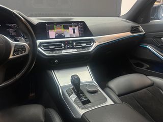 BMW 330e pack M 2021