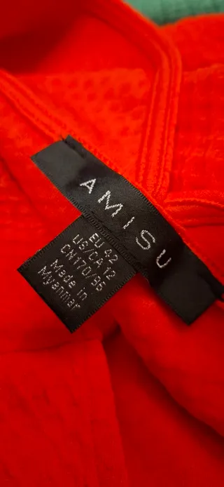 Abito rosso aderente