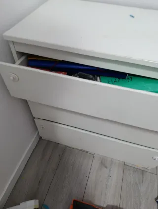 Cómoda blanca 3 cajones Ikea