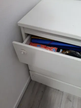 Cómoda blanca 3 cajones Ikea