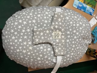 Cojín de lactancia Jané con funda para hamaca