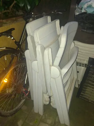 Sillas de jardín plegables blancas