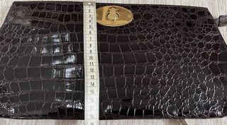 Bolso de mano efecto piel cocodrilo