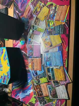 Bulk cartas Pokémon + ETB Mega Dragonite + moneda