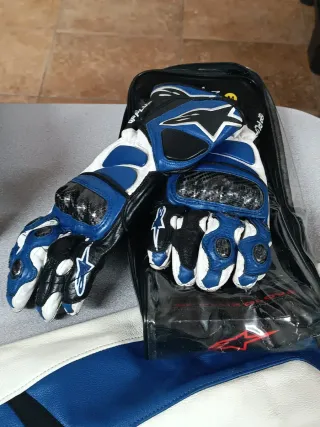 Mono de moto Alpinestars azul y blanco talla 50.