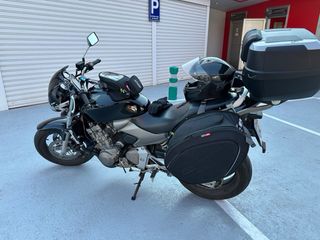 Honda Hornet 600 – 40.000 km – Extras GIVI – ITV r