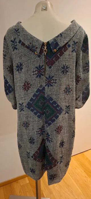 Vestito comodo fantasia