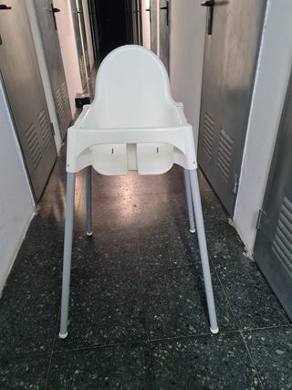 Trona bebé Ikea blanca
