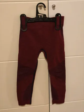 Conjunto térmico infantil: camiseta y pantalón