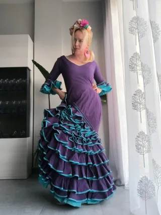 Vestido Flamenca Morado y Turquesa alta costura