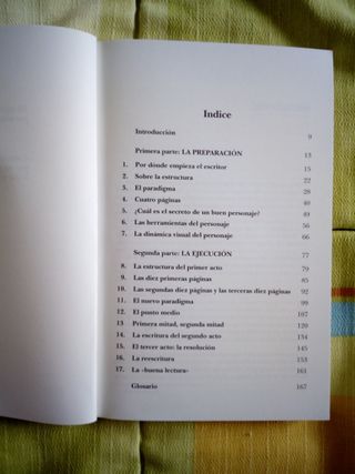 MANUAL DEL GUIONISTA. DOS GUIONES DE CINE