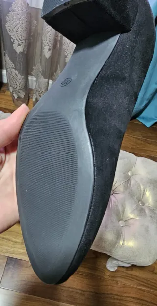 Zapatos de tacón H&D negros