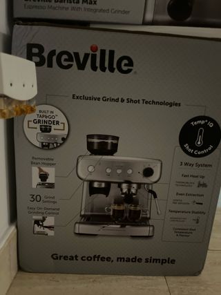 Cafetera Breville Barista Max con Molinillo